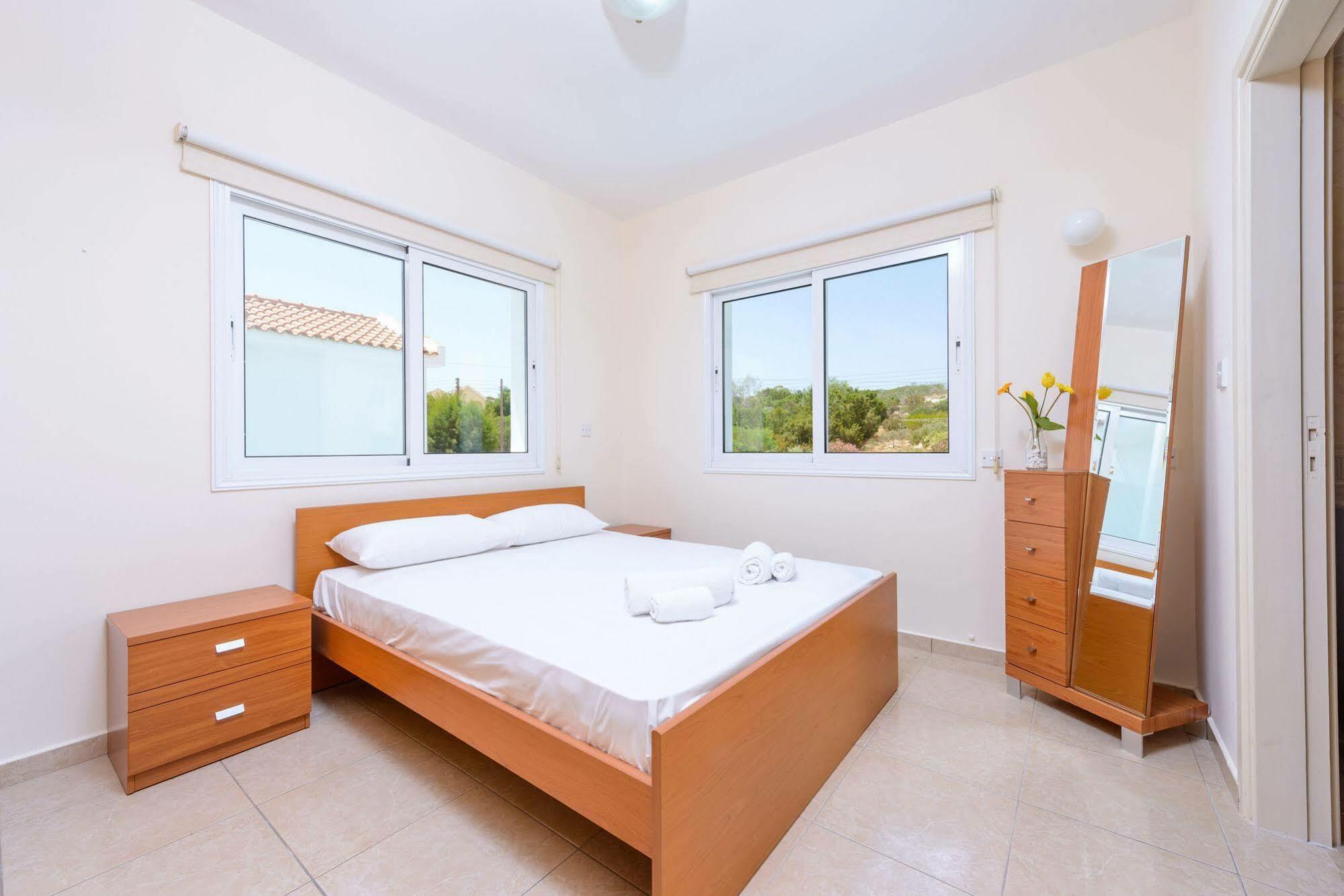 Zacharia Villas Протарас Екстер'єр фото